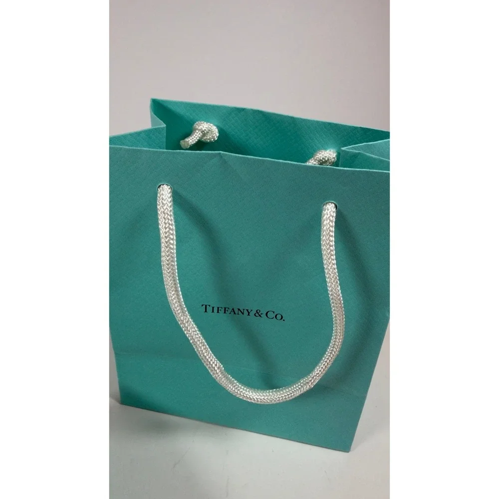 Tiffany & Co. Jewelry Box Shopping Bag Ribbon Set Blue Good Packaging